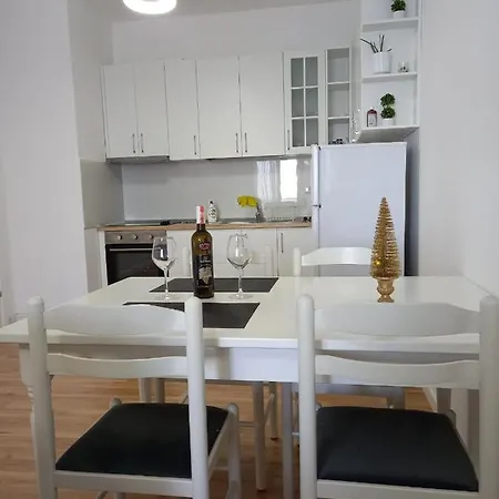 Apartman Hermes *